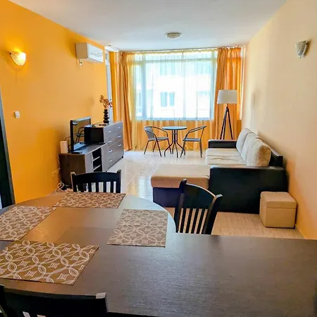 1-bedroom In A Quiet Area Sunny By Flat Mаnager 公寓