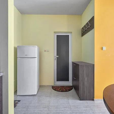 1-bedroom In A Quiet Area Sunny By Flat Mаnager 公寓 *